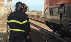 Tragedia in stazione: uomo si getta sotto il treno