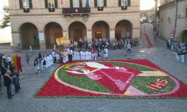 Infiorata del Corpus Domini a Montelupone