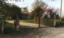 Furto con scasso in un'auto a Potenza Picena