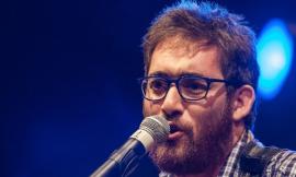 Un tris per Rive Festivala: dopo De Gregori e De Sio arriva Maldestro
