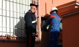 Rallenta il contatore con una calamita: nei guai donna di 25 anni