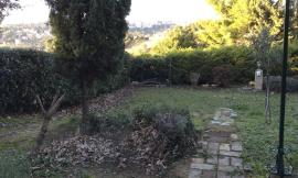 Villino di testa disposto su tre livelli - Macerata