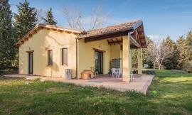 Casa singola immersa nel verde - Macerata