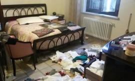 Quattro banditi assaltano di mattina una casa a Grottaccia di Cingoli