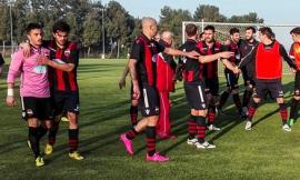 Trionfo rossoblu: la Civitanovese torna in serie D - FOTOSERVIZIO