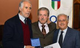 Stella d'oro del CONI a Enzo Casadidio