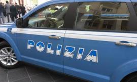 Rubava dalle auto in sosta: arrestato
