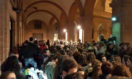 In migliaia per l'arrivo di Andrea Damante al Maracuja