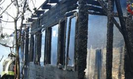 Incendio in un casolare a Recanati: nessun ferito