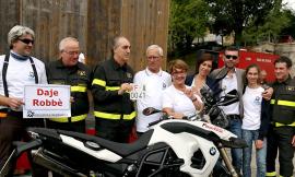 "Dajè Robbè": l'abbraccio dei colleghi e dei motociclisti a Roberto Torregiani