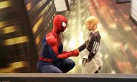 Supersimo a Disneyland ha incontrato... Spiderman!