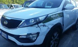 Tragedia nella notte: 68enne al volante ha un malore e muore. Illese tre studentesse che erano nell'auto