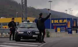 Shopping natalizio senza passare alla cassa: in manette due anziani maceratesi