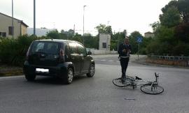 Piediripa, scontro fra auto e bici: ferito un ragazzo