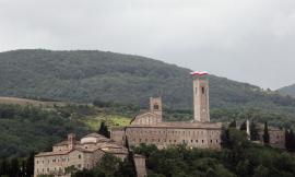 San Severino: incuria e sporcizia. Gli abitanti di Rione di Contro protestano - FOTO