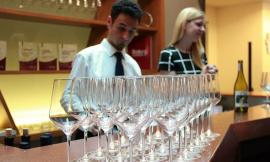 "Eno Noir": l'incontro tra il vino e il "Noir" alla Civica Enoteca Maceratese
