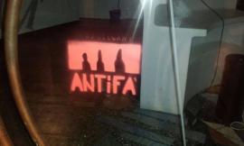Vandali "politici" al Maracuja. Buratti: "Un regalo dei centri sociali"