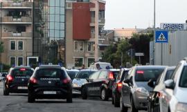 Serie di perquisizioni dei carabinieri all'alba: un arresto e dieci denunce - VIDEO