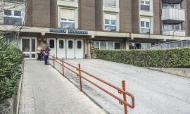 Entrano al Pronto Soccorso e rubano dagli armadietti del personale