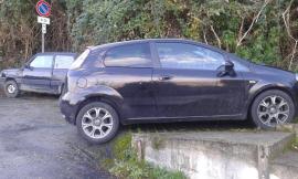 Parcheggio selvaggio in Via dei Velini