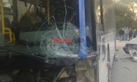 Finisce col Fiorino contro un pullman: tragico incidente a Mogliano