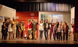 “Dialettiamoci”: risate e applausi per il gruppo teatrale Giovani Ginobili