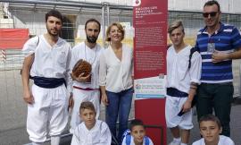 Il Gioco del Pallone col Bracciale conquista il Tocatì di Verona