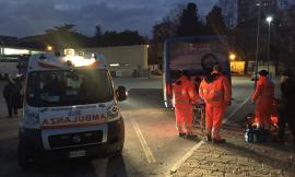 Terminal bus di Macerata: a terra e incosciente un uomo di 50 anni