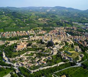 San Severino, splendidi scorci negli scatti di Camillo Paparelli (FOTO)