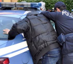 In fuga dalla Toscana per evitare alla cattura, rintracciati a Recanati: scatta l'arresto