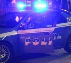 Lite in centro a Civitanova, 29enne colpito al volto da un gruppo di giovani: indaga la polizia