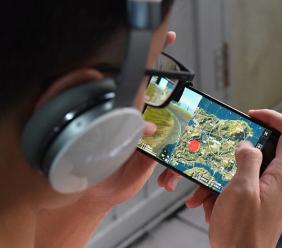 I giochi per dispositivi mobili cambiano i nostri normali comportamenti?