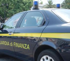Porto Recanati, auto fermata al casello: sotto il sedile nasconde mezzo chilo di cocaina, 48enne arrestato