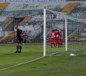Serie C, il Matelica si abbuffa di canarini: cinque gol di tre tenori decidono un derby senza storia (FOTO)