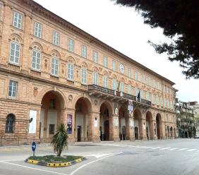 Civitanova, più sicurezza negli istituto scolastici: migliorato il servizio di vigilanza con la consegna delle chiavi