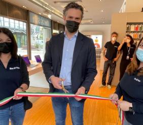 Med Store sbarca anche a Roma: inaugurato il primo negozio nella Capitale Med Store sbarca anche a Roma: inaugurato il primo negozio nella Capitale