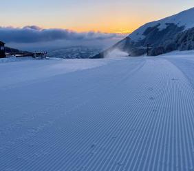 La neve è arrivata: si torna a sciare sulle piste di Frontignano e Bolognola