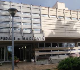 Giornata mondiale dell'Aids, banchetto informativo all'ospedale di Macerata: "Sensibilizzare è  forma di prevenzione"