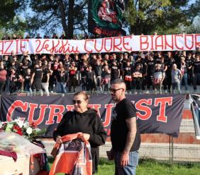 "Grazie Vekkiu cuore biancorosso": l'ultimo saluto di Macerata a Stefano Tognetti (FOTO e VIDEO)