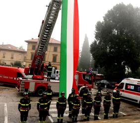 Macerata, vigili del fuoco in festa per Santa Barbara: "Un omaggio alla dedizione e al coraggio" (FOTO)