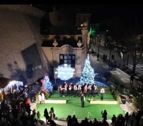 Mogliano s'illumina di eventi natalizi: dal villaggio di Babbo Natale all'accensione dell'albero