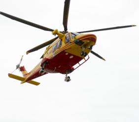 Corridonia, auto contro tir in superstrada: interviene l'elisoccorso