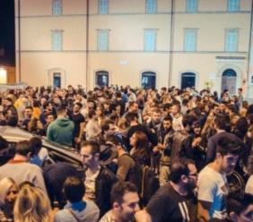 Aperitivi Europei, oltre 10mila presenze a Macerata per l'ultima notte: centro storico preso d'assalto