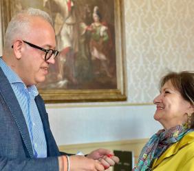 Civitanova premia Daria Castelli: "L'arte come bellezza condivisa"