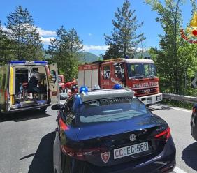 Tragico incidente a Visso: motociclista perde la vita dopo lo scontro con un’auto