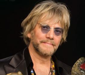 Ripe San Ginesio, "Cava Spettacolare" al via con Tony Esposito: un viaggio nella musica di Pino Daniele