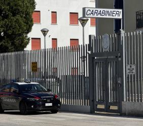 Violenza su minori e maltrattamenti in famiglia: due arresti