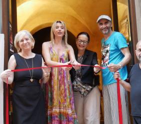 “Insieme”: la mostra che unisce arte e solidarietà per AFAM agli Antichi Forni