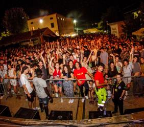 Memorabilia al via: dai Selton a Dente, grande attesa per il festival della musica indipendente a Recanati