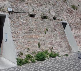 Due overdose in poche ore tra Civitanova e Macerata: salvati un uomo e una giovane donna